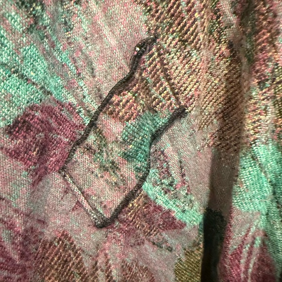 Cashmere Reversible Cape - Picture 7 of 11